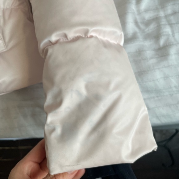 Aritzia Super Snug Super Puffer Jacket Liquid Shine in Mochi Pink Size S - Picture 11 of 15